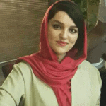 خانم زارع مدیر فروش آریا کمپرسور
